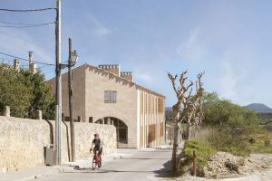 07-Santa-Eugenia_ibavi_social_housing_architctural_review-300x200.jpg