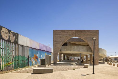 FernandaCanales_Biblioteca_0845_ar_public_architectural_review_-492x328.jpg
